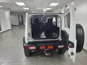Suzuki Jimny 1.5 GLX AllGrip 3-door manual - Image 6
