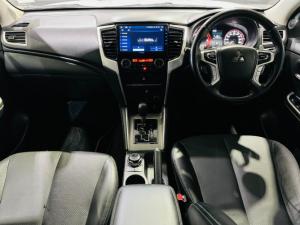 Mitsubishi Triton 2.4DI-D double cab 4x4 auto - Image 7