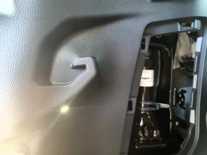 Toyota Land Cruiser Prado 2.8GD VX-R - Image 21