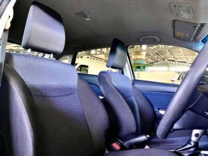 Toyota Starlet 1.4 XS auto - Image 7