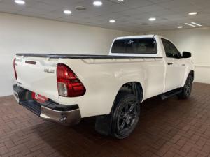 Toyota Hilux 2.4GD-6 single cab Raider manual - Image 3