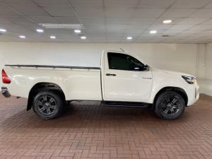 Toyota Hilux 2.4GD-6 single cab Raider manual - Image 5