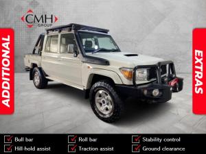 Toyota Land Cruiser 79 4.5D-4D V8 double cab LX 70th Anniversary - Image 1