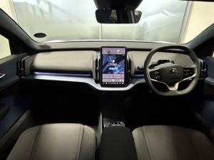 Volvo EX30 Plus Twin Motor Performance - Image 8