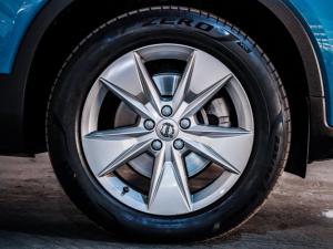 Volvo XC40 B3 Essential - Image 10