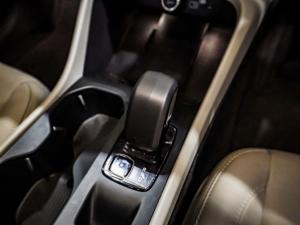 Volvo XC40 B3 Essential - Image 16
