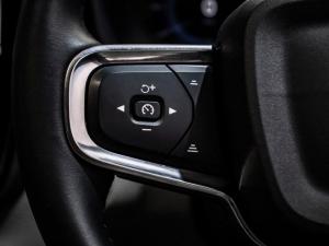 Volvo XC40 B3 Essential - Image 20
