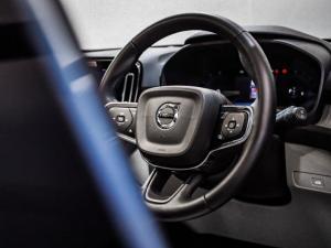 Volvo XC40 B3 Essential - Image 5
