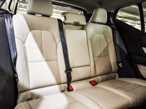 Volvo XC40 B3 Essential - Image 6