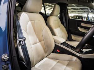 Volvo XC40 B3 Essential - Image 7