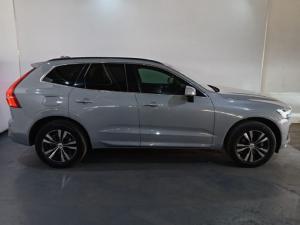 Volvo XC60 B5 AWD Essential - Image 3