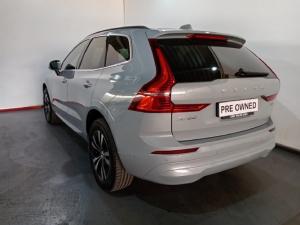 Volvo XC60 B5 AWD Essential - Image 4