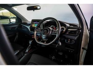 Suzuki Baleno 1.5 GL manual - Image 11