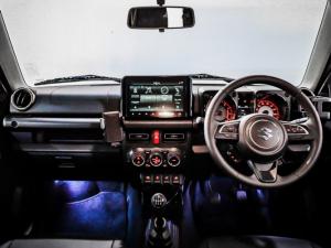 Suzuki Jimny 1.5 GLX AllGrip 5-door manual - Image 14