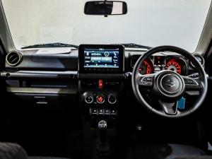 Suzuki Jimny 1.5 GLX AllGrip 5-door manual - Image 14