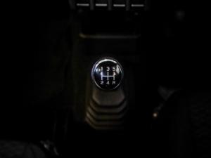 Suzuki Jimny 1.5 GLX AllGrip 5-door manual - Image 16