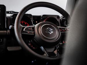 Suzuki Jimny 1.5 GLX AllGrip 5-door manual - Image 18