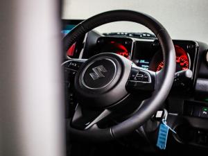 Suzuki Jimny 1.5 GLX AllGrip 5-door manual - Image 5