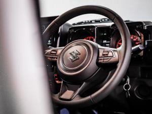 Suzuki Jimny 1.5 GLX AllGrip 5-door manual - Image 5