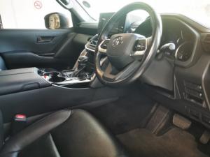 Toyota Land Cruiser 300 3.3D GX-R - Image 3