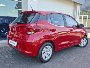 Hyundai Grand i10 1.0 Premium hatch - Image 3