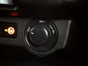 Isuzu D-Max 1.9TD double cab LS 4x4 auto - Image 13