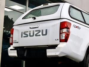 Isuzu D-Max 1.9TD double cab LS 4x4 auto - Image 23