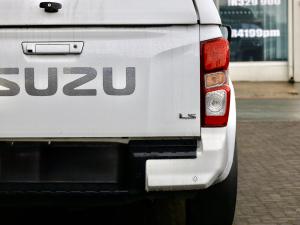 Isuzu D-Max 1.9TD double cab LS 4x4 auto - Image 24