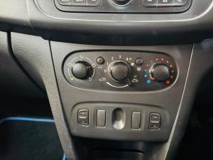 Renault Sandero 66kW turbo Expression (aircon) - Image 8
