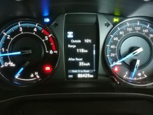 Toyota Hilux 2.8GD-6 double cab Legend auto - Image 11