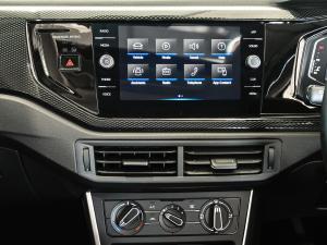 Volkswagen Polo hatch 1.0TSI Life manual - Image 10