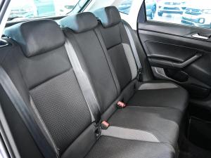 Volkswagen Polo hatch 1.0TSI Life manual - Image 14