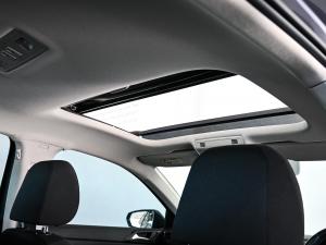 Volkswagen Polo hatch 1.0TSI Life manual - Image 15