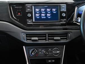 Volkswagen Polo hatch 1.0TSI Life manual - Image 8