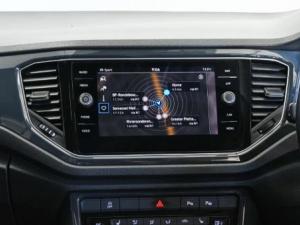 Volkswagen T-Roc 2.0TSI 140kW 4Motion R-Line - Image 10