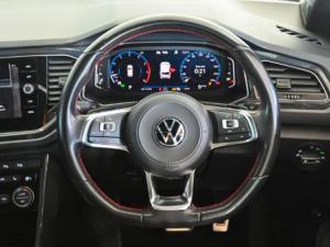 Volkswagen T-Roc 2.0TSI 140kW 4Motion R-Line - Image 11