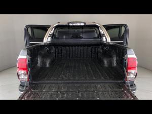 Toyota Hilux 2.8GD-6 double cab 4x4 Raider auto - Image 18