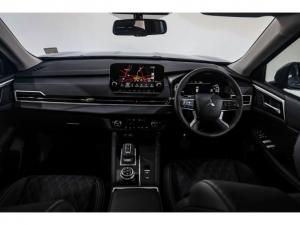 Mitsubishi Outlander 2.5 GLS - Image 12