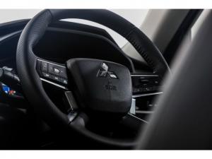 Mitsubishi Outlander 2.5 GLS - Image 17