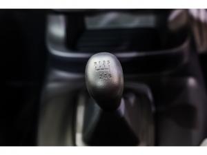 Mitsubishi Triton 2.4DI-D single cab GL - Image 15