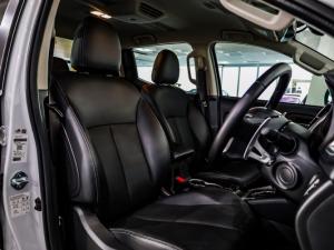 Mitsubishi Triton 2.4DI-D double cab 4x4 auto - Image 11
