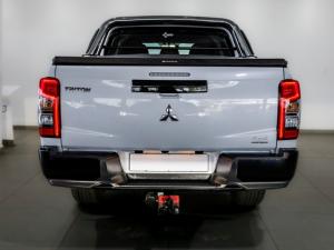 Mitsubishi Triton 2.4DI-D double cab 4x4 auto - Image 6