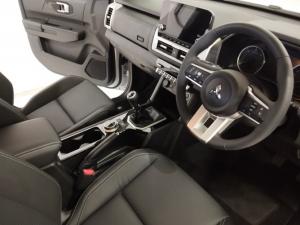 Mitsubishi Triton 2.4DI-D double cab GLS 4x4 manual - Image 10