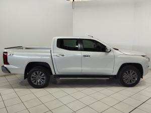 Mitsubishi Triton 2.4DI-D double cab GLS 4x4 manual - Image 6