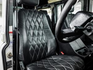 Land Rover Defender 110 TD multi-purpose - Image 12