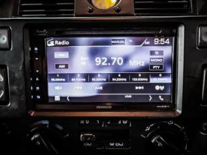 Land Rover Defender 110 TD multi-purpose - Image 14