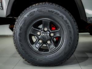 Land Rover Defender 110 TD multi-purpose - Image 4