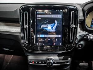 Volvo XC40 B4 Plus Dark - Image 15