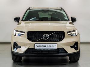 Volvo XC40 B4 Plus Dark - Image 2