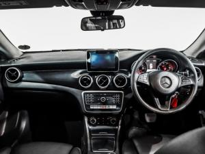 Mercedes-Benz CLA CLA200 auto - Image 13